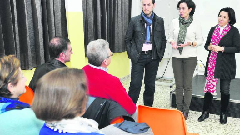 Nueva directiva en la sociedad de Educación Matemática Thales Nueva directiva en la sociedad de Educación Matemática Thales