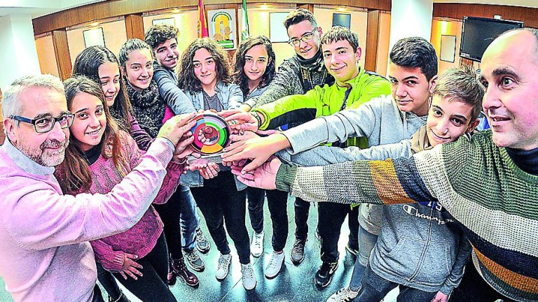 Felicidad en el instituto Az-Zait por el Premio Andalucía Joven