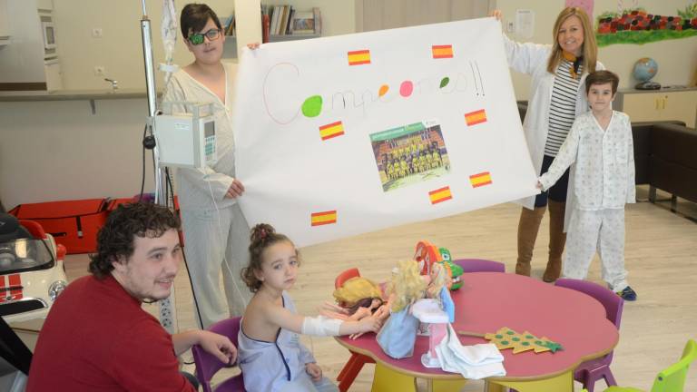 Los menores ingresados en el hospital felicitan al Jaén Paraíso Interior