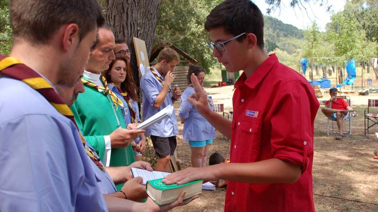 Campamento de verano de “Campo de la Torre” Campamento de verano de “Campo de la Torre”