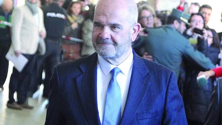 Chaves, Griñán y Viera se limitan a ratificar su versión ante el TS Chaves, Griñán y Viera se limitan a ratificar su versión ante el TS