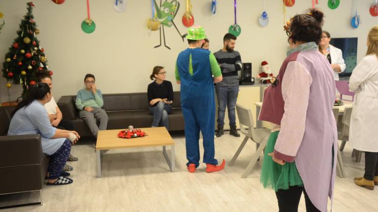 Fiesta de Navidad para los niños del Hospital Materno-Infantil Fiesta de Navidad para los niños del Hospital Materno-Infantil