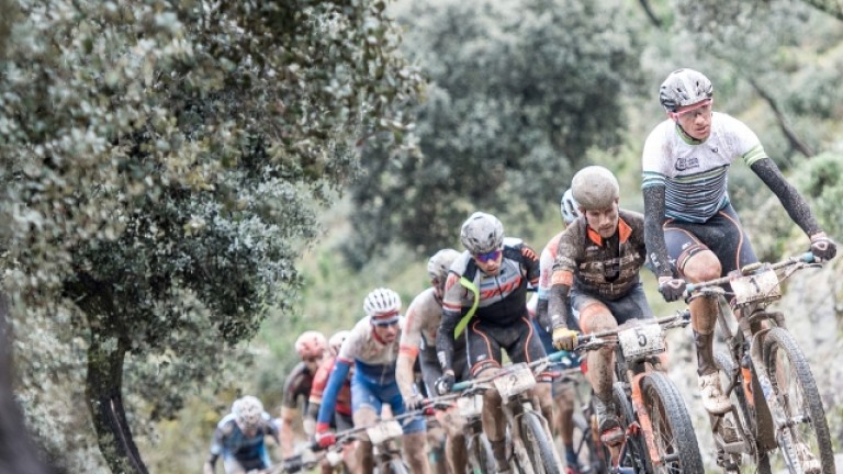 Caja Rural se incorpora a la Andalucía Bike Race como principal patrocinador