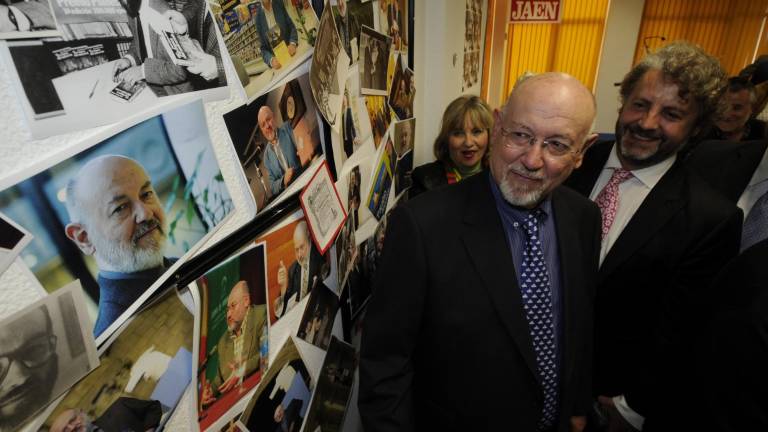 Un viaje al pasado del escritor gracias al Archivo del diario Un viaje al pasado del escritor gracias al Archivo del diario