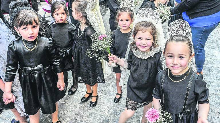 La devoción infantil se hace grande La devoción infantil se hace grande