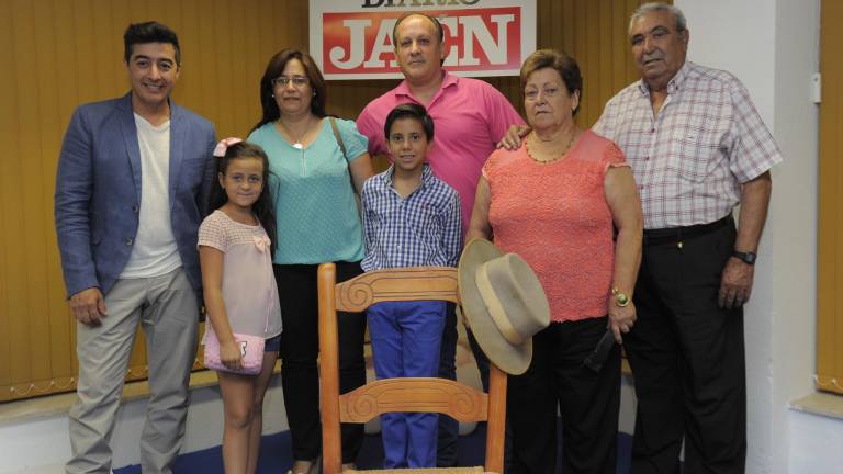 “El aplauso a Juanito Valderrama debe ser eterno. Allá donde esté, nos sonreirá” “El aplauso a Juanito Valderrama debe ser eterno. Allá donde esté, nos sonreirá”