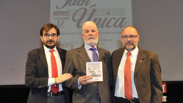 La profesionalidad de todo un equipo bien respaldado La profesionalidad de todo un equipo bien respaldado