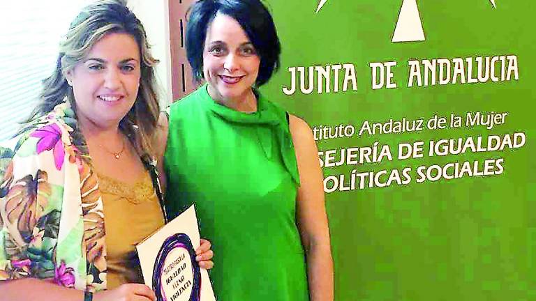 El teatro como vehículo para la igualdad y la coeducación El teatro como vehículo para la igualdad y la coeducación