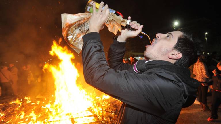 “Lo malo” arde en San Antón “Lo malo” arde en San Antón