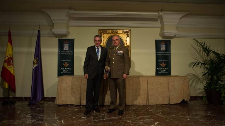 Respaldo de La Económica a las Fuerzas Armadas y de Seguridad Respaldo de La Económica a las Fuerzas Armadas y de Seguridad
