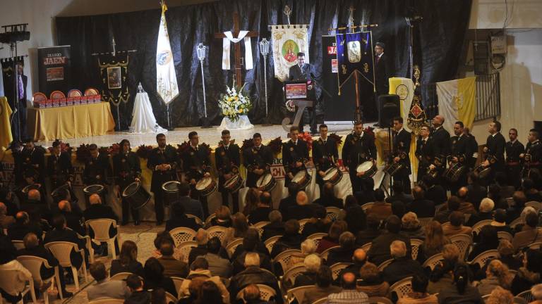 Un espaldarazo a la labor de personas y colectivos cofrades Un espaldarazo a la labor de personas y colectivos cofrades