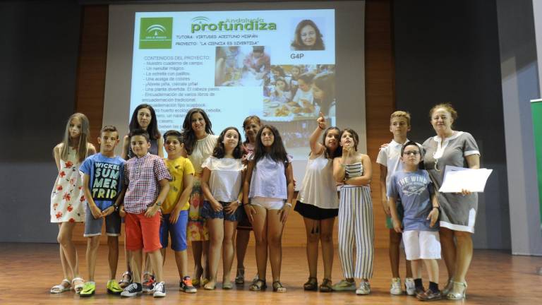 Formación más allá de las aulas Formación más allá de las aulas