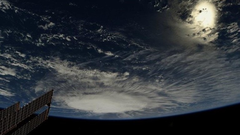 El huracán Florence dejará precipitaciones nunca vistas en Estados Unidos y Helen podría alcanzar a España