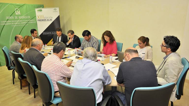 Extenda premia a tres empresas de Jaén por su proyección al exterior Extenda premia a tres empresas de Jaén por su proyección al exterior