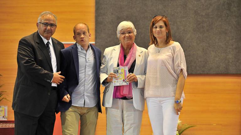 Pioneros en tender puentes a personas con discapacidad Pioneros en tender puentes a personas con discapacidad