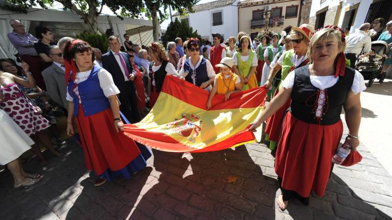 Flores al Cristo “que abraza”