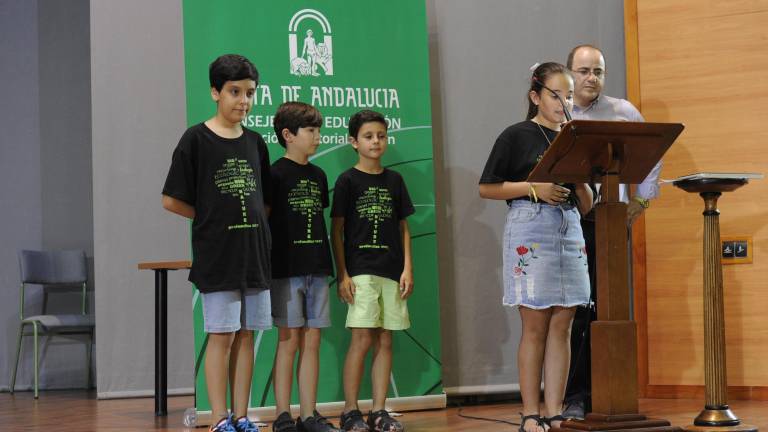 Formación más allá de las aulas Formación más allá de las aulas