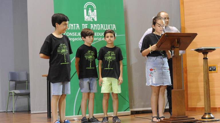 Formación más allá de las aulas Formación más allá de las aulas