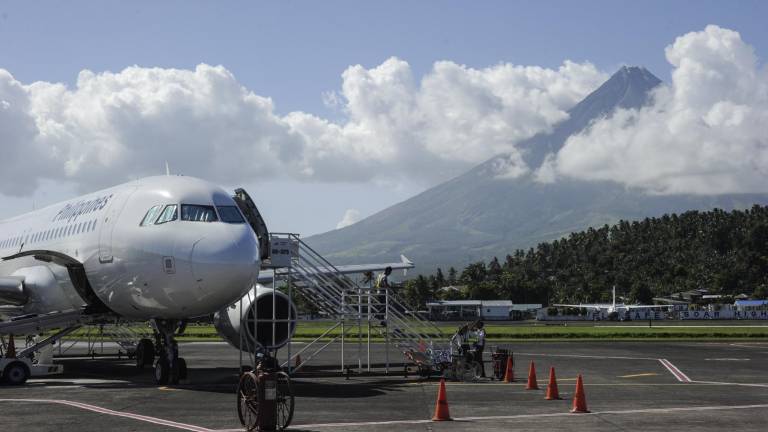 La vida a la sombra del volcán Mayon: amenaza y oportunidad La vida a la sombra del volcán Mayon: amenaza y oportunidad