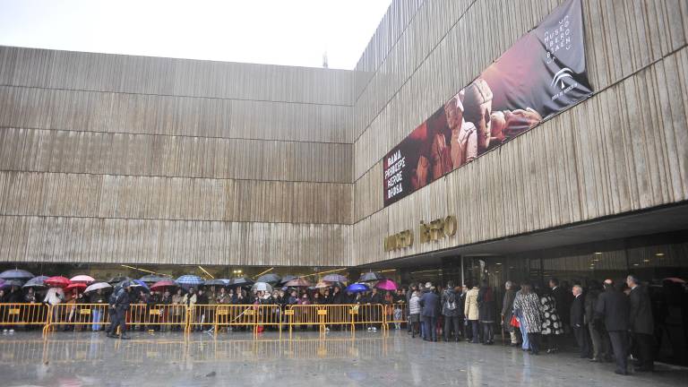 El monarca recibe el calor de centenares de jiennenses