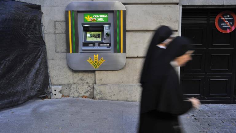 La Caja Rural consigue el uso de 7.800 cajeros más La Caja Rural consigue el uso de 7.800 cajeros más
