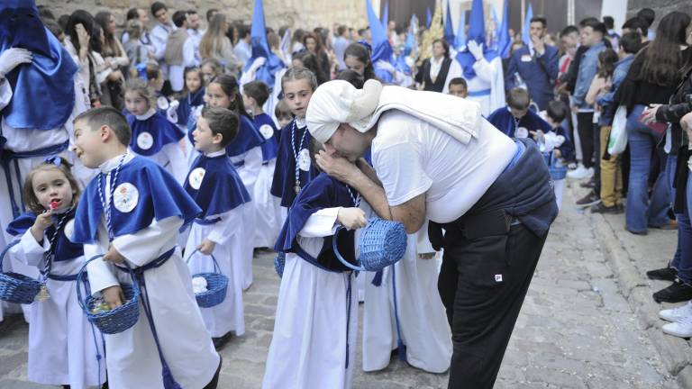 Estudiantes, una tarde entre tunas y misericordias