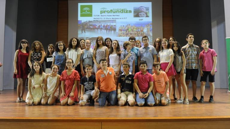 Formación más allá de las aulas Formación más allá de las aulas