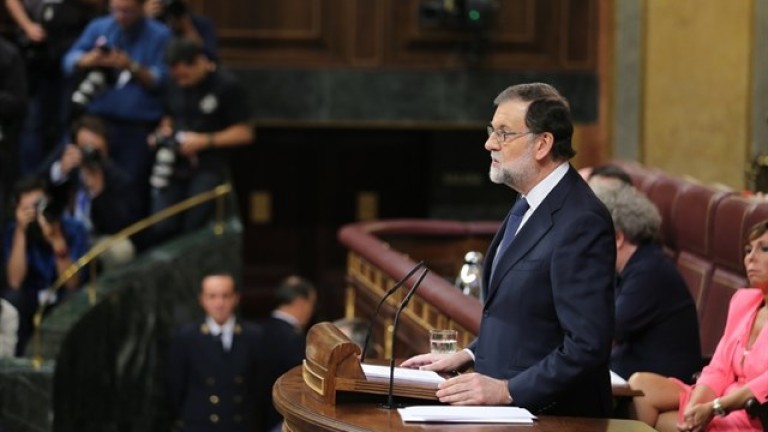 Rajoy agradece a jueces, fiscales, policía y guardia civil su entregada labor