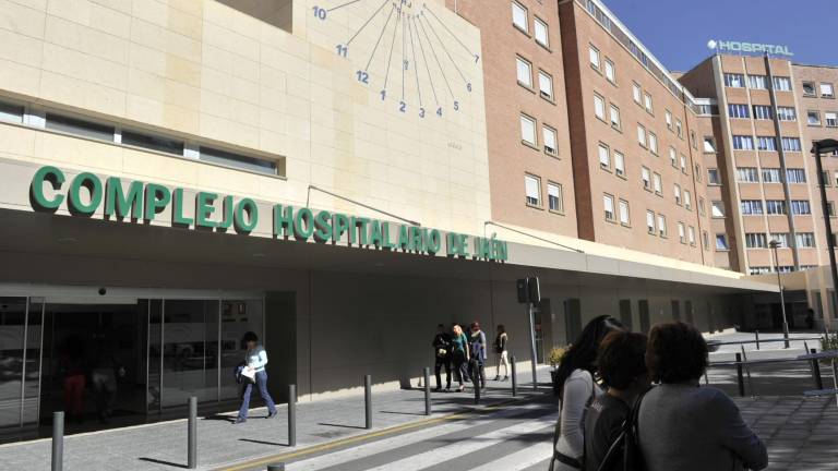 Afectado un menor por inhalación de humo en un incendio en la cocina de una vivienda de la capital Afectado un menor por inhalación de humo en un incendio en la cocina de una vivienda de la capital