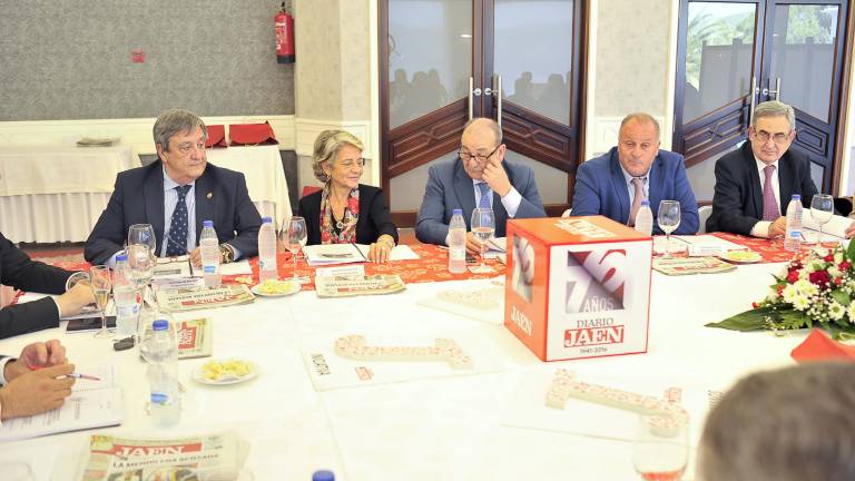 Premios que emanan del diálogo y la pluralidad Premios que emanan del diálogo y la pluralidad
