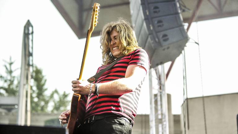 Un trío rockero joven y con garra