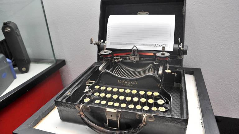 Galería por secciones de la exposición antológica “Érase una vez... La historia de Jaén contada por su periódico de cabecera” Galería por secciones de la exposición antológica “Érase una vez... La historia de Jaén contada por su periódico de cabecera”