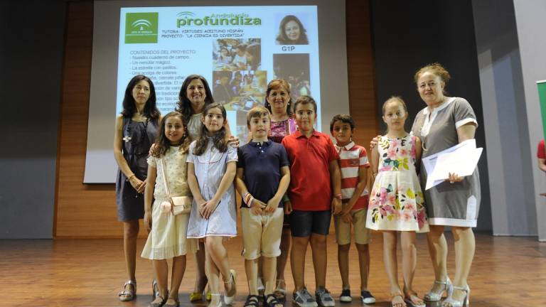 Formación más allá de las aulas Formación más allá de las aulas