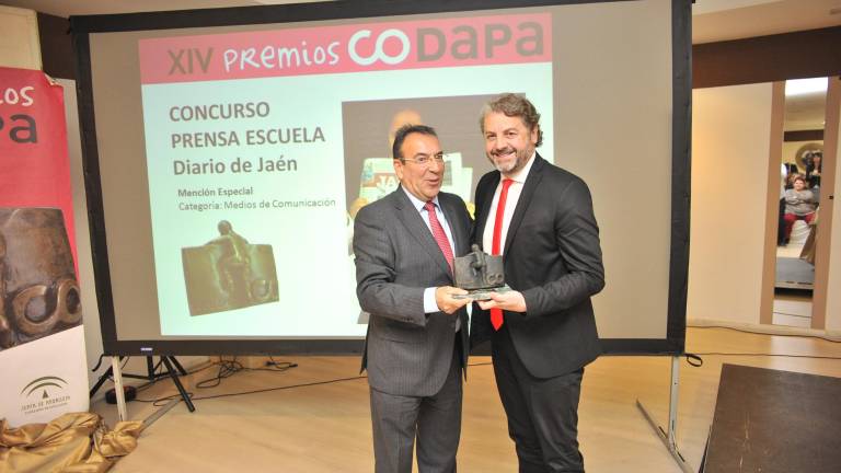 “Prensa-Escuela” recibe el gran aplauso de los padres