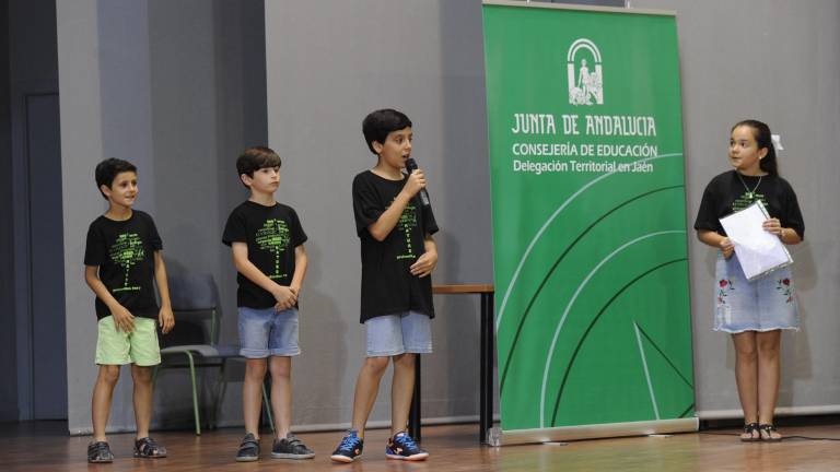 Formación más allá de las aulas Formación más allá de las aulas