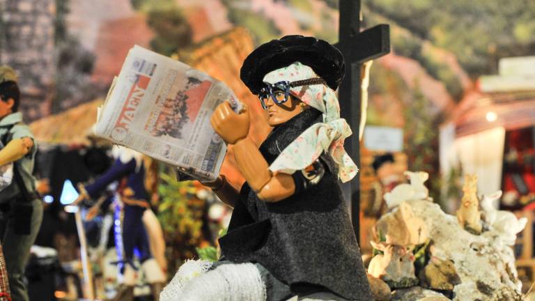 Un belén singular con trajes típicos de la provincia Un belén singular con trajes típicos de la provincia