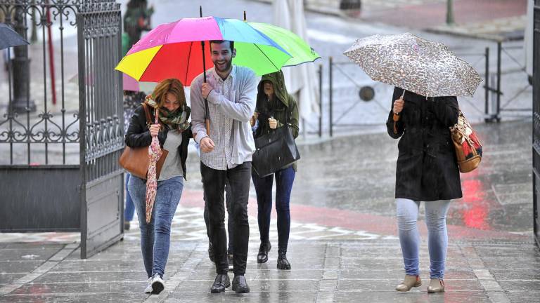 Abril cumple con su refrán y dejará nuevas precipitaciones en la capital Abril cumple con su refrán y dejará nuevas precipitaciones en la capital