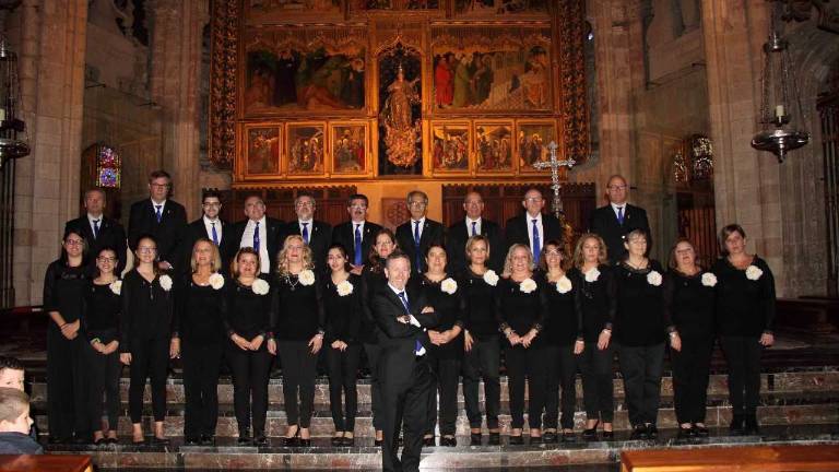 La Coral Virgen de Linarejos canta en Ponferrada y León La Coral Virgen de Linarejos canta en Ponferrada y León