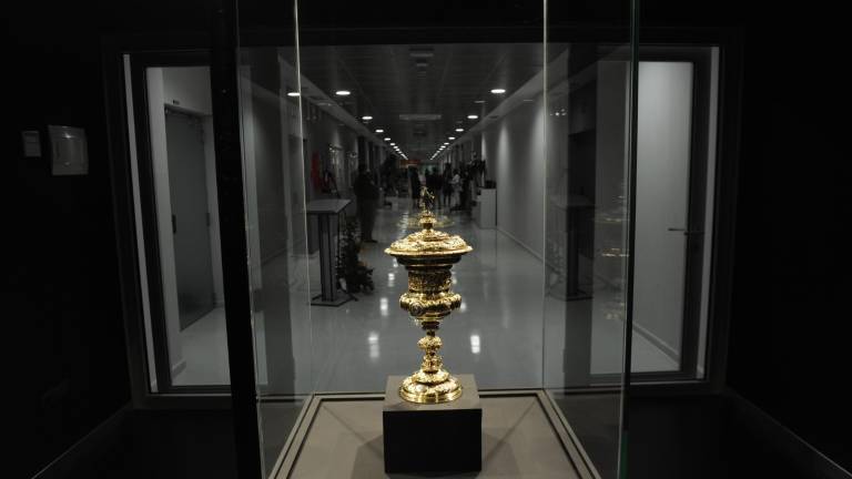 La Copa de Núremberg, una lección de historia en plata La Copa de Núremberg, una lección de historia en plata