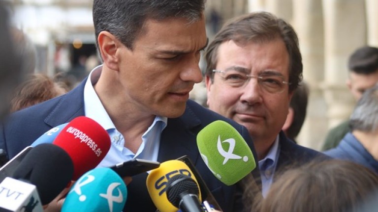 Sánchez califica al nuevo presidente de Cataluña como “Le Pen español”