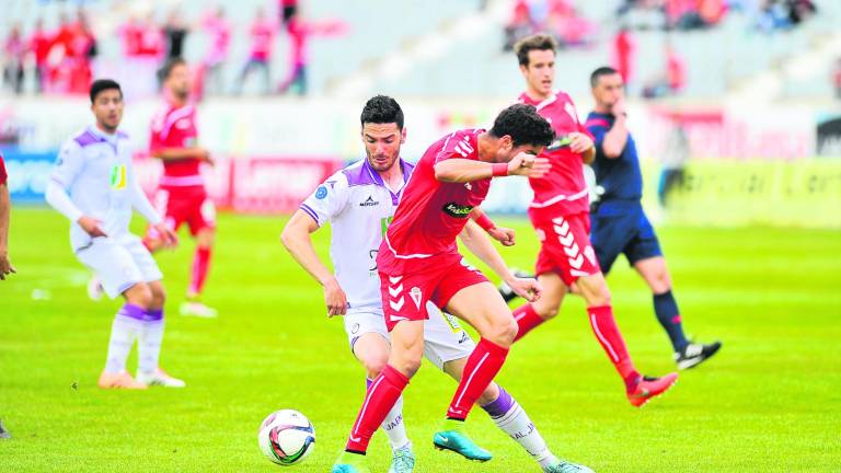 Vitu anuncia que el Real Jaén llega en buena línea para la Liga Vitu anuncia que el Real Jaén llega en buena línea para la Liga