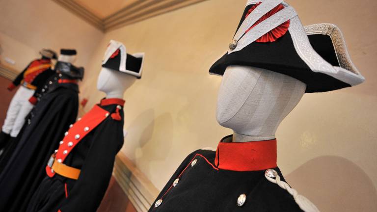 Un recorrido por la historia del uniforme Un recorrido por la historia del uniforme
