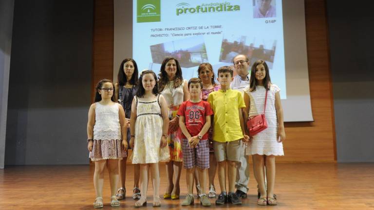 Formación más allá de las aulas Formación más allá de las aulas