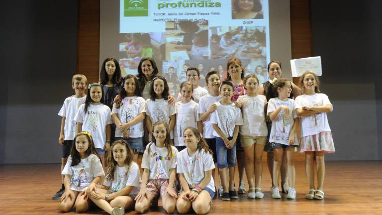 Formación más allá de las aulas Formación más allá de las aulas