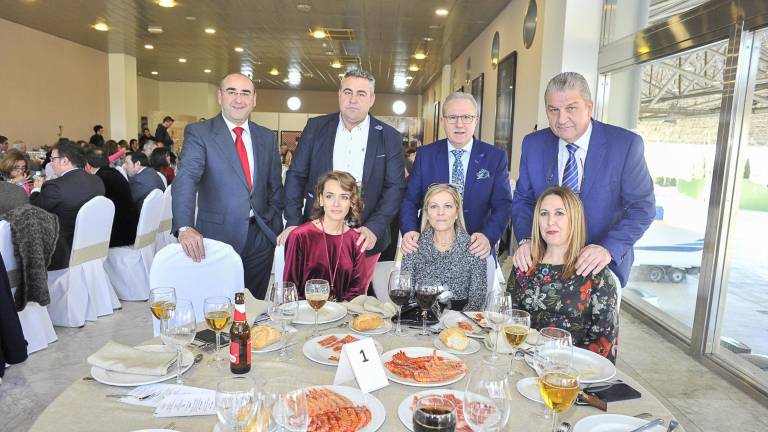 Unibus, una amplia familia que une a la provincia por carretera Unibus, una amplia familia que une a la provincia por carretera
