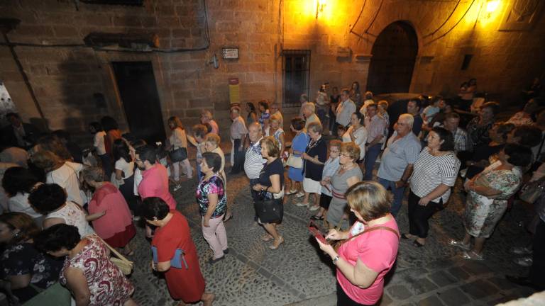 Inmenso fervor a la patrona Inmenso fervor a la patrona