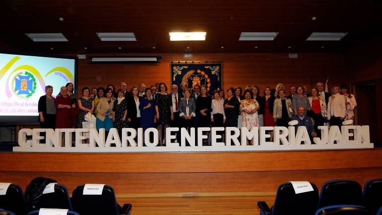 Reconocimiento a los sanitarios Reconocimiento a los sanitarios