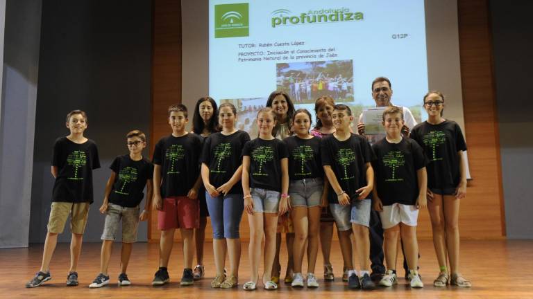 Formación más allá de las aulas Formación más allá de las aulas