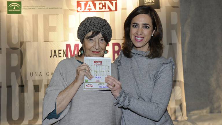 Noche versada en femenino Noche versada en femenino