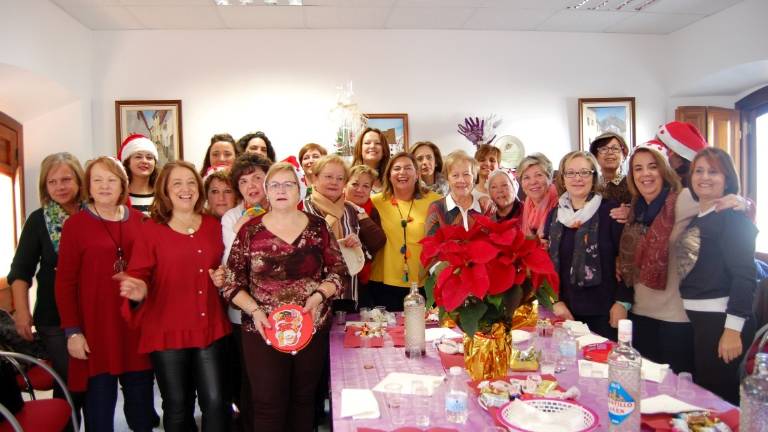 Un tradicional encuentro entre las asociaciones y el Ayuntamiento Un tradicional encuentro entre las asociaciones y el Ayuntamiento